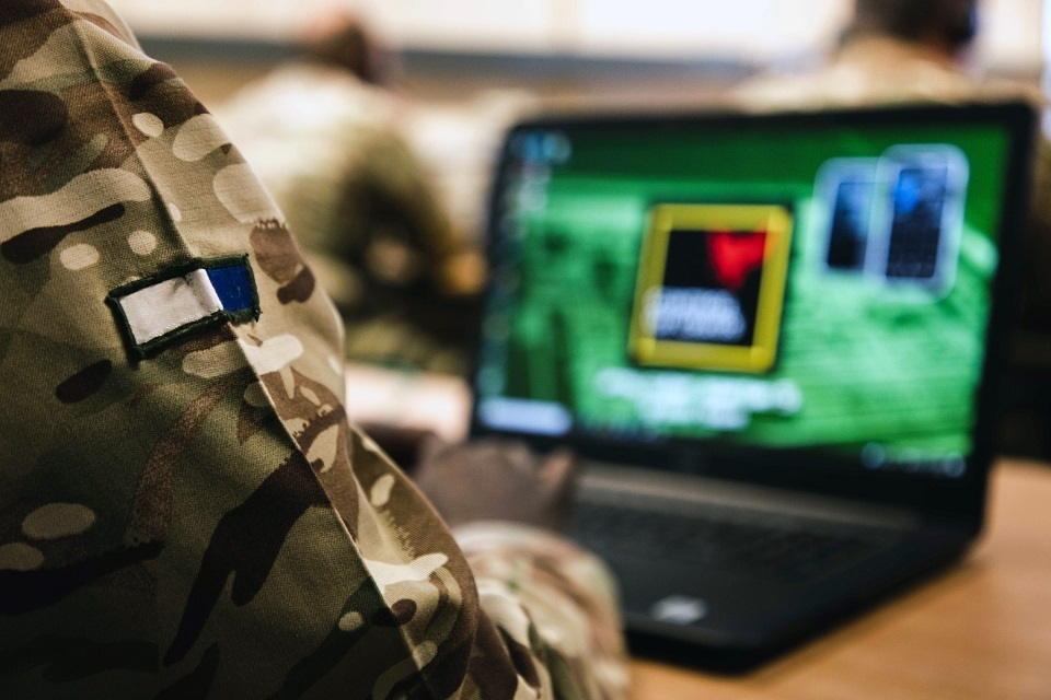 MoD opens £100m AI taskforce to industry