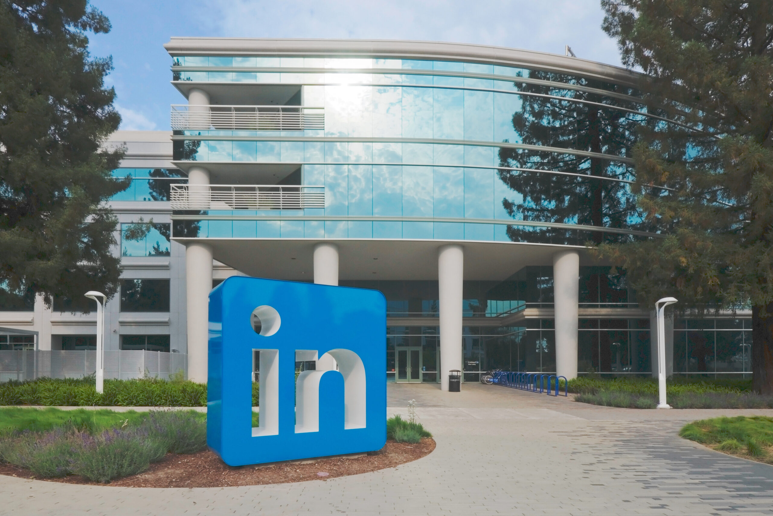 LinkedIn crowdsources its fight against AI slop LinkedIn crowdsources its fight against AI slop