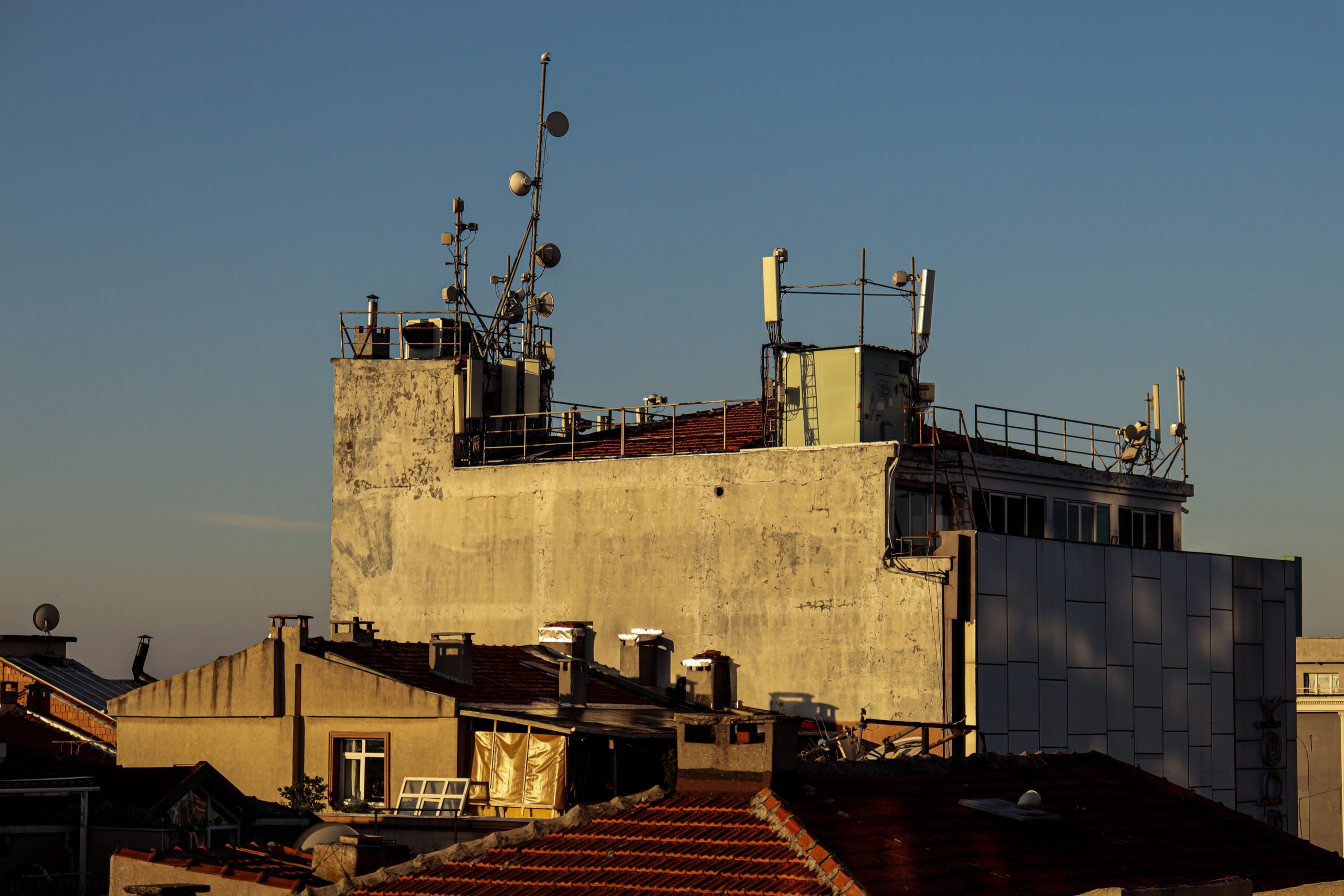 Spain’s Huawei exit becomes a network economics test Spain’s Huawei exit becomes a network economics test