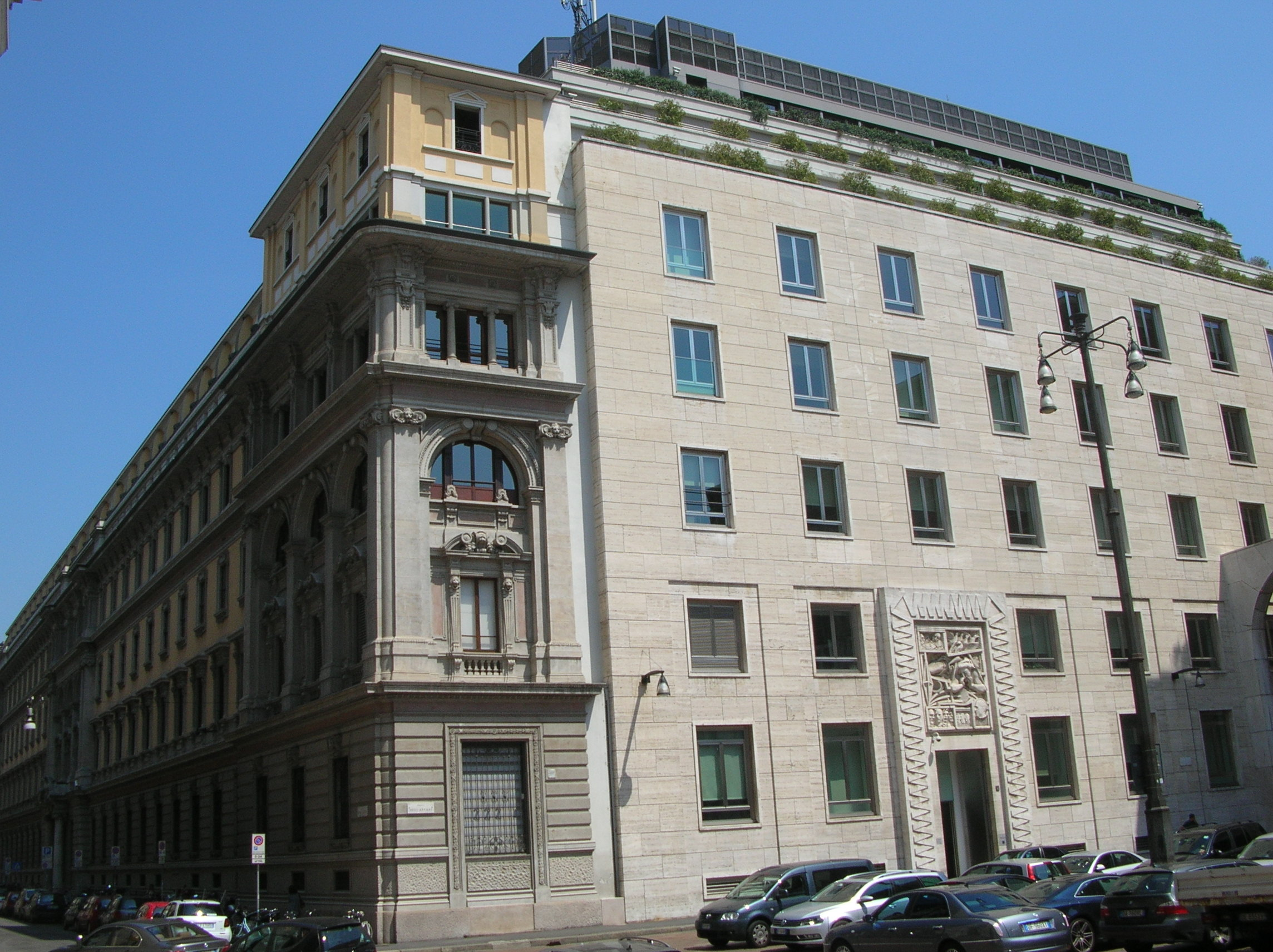Poste sweetens TIM offer before final deadline